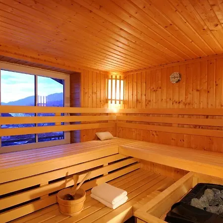 Guest house Fruehstueckspension Huber 3*