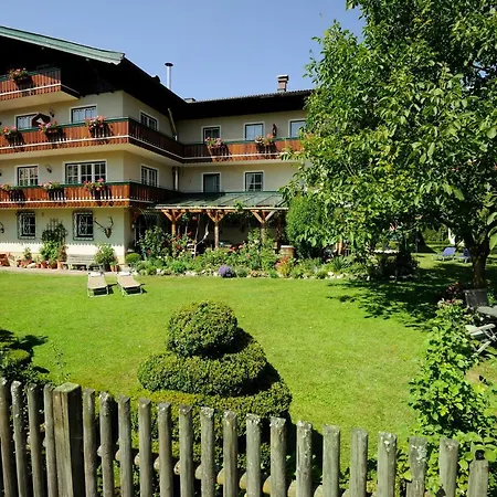Guest house Fruehstueckspension Huber 3*