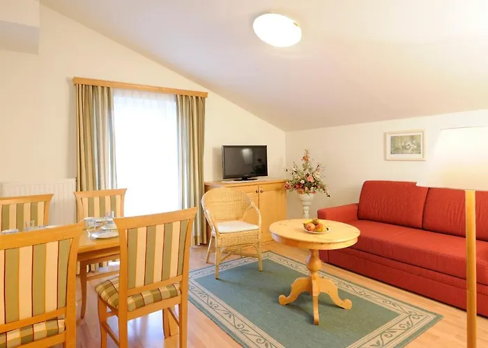 Vendégház Fruehstueckspension Huber