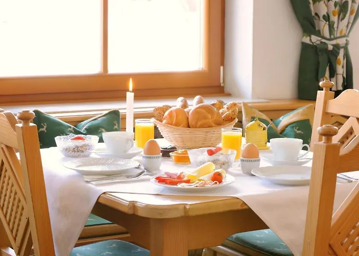 Guest house Fruehstueckspension Huber 3*